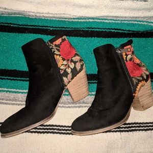 Embroidered Floral Black Booties